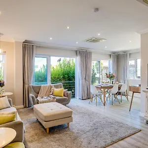 A Silvertide Apartment